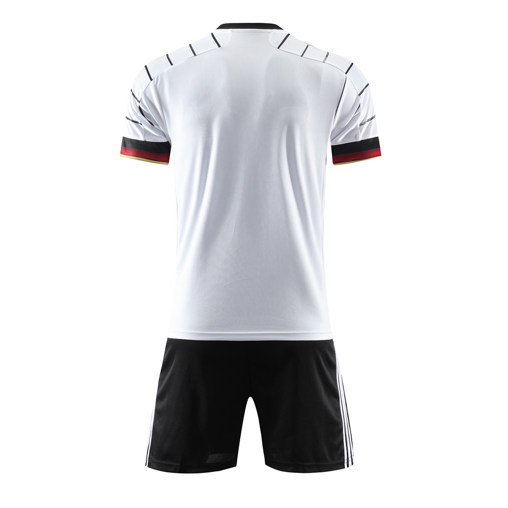 The Berlin Youth SB Soccer Uniform Kit